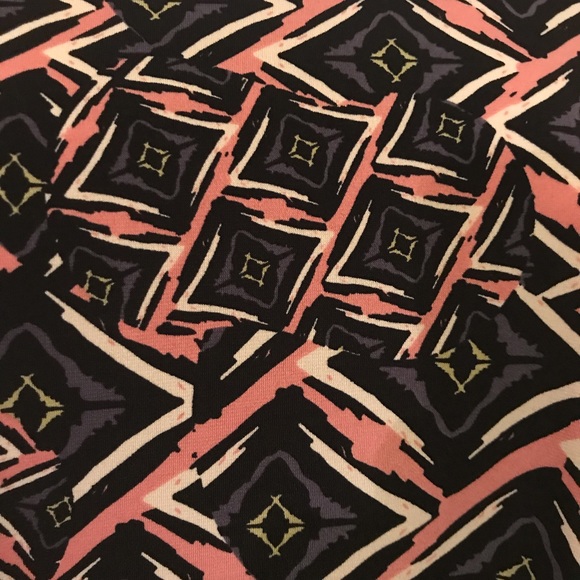 Lularoe Classic - Picture 2 of 3